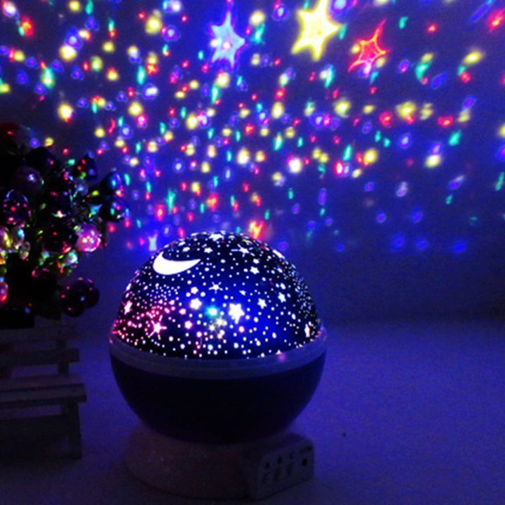 Lampă Magică 360° cu Stele & Lună – Proiector Rotativ pentru Noapte de Poveste